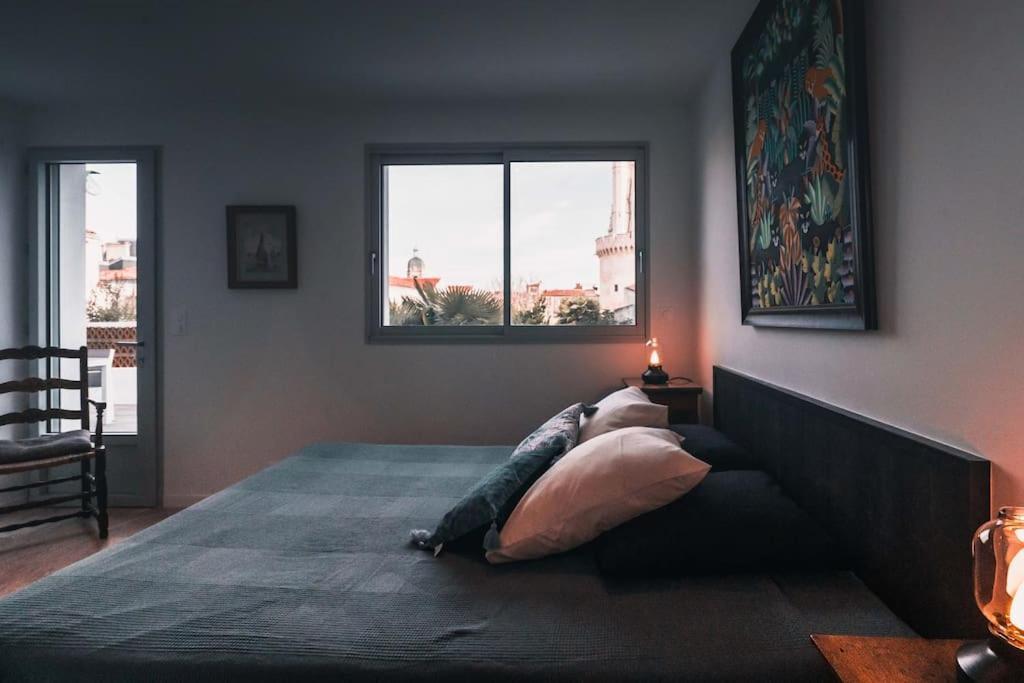 Vue Superbe Sur Tour De La Lanterne T2 Avec Terrasse Remparts 2 Apartment Ла Рошел Екстериор снимка